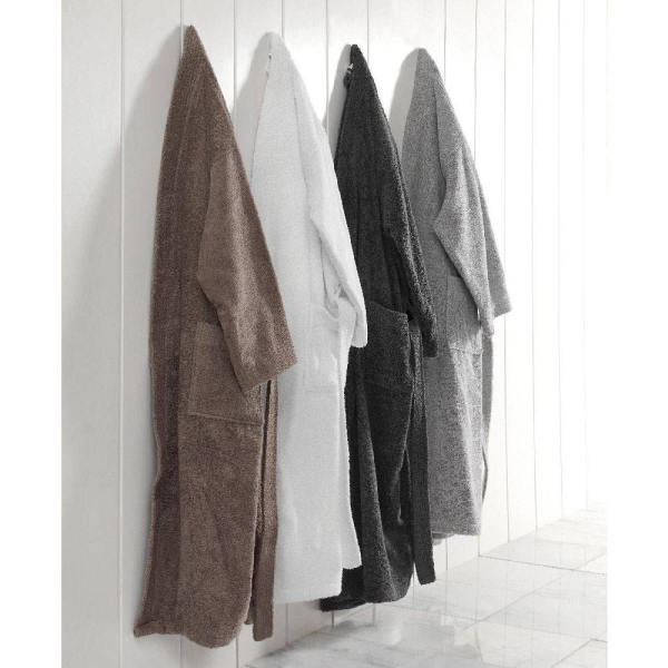 Brodert kimono-badekåpe 420 g Brodert kimono-badekåpe 420 g