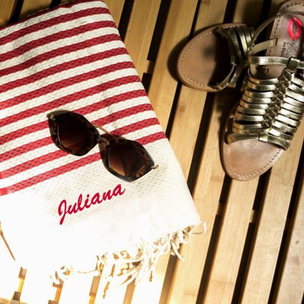 Personlig tradisjonell fouta med striper Personlig tradisjonell fouta med striper