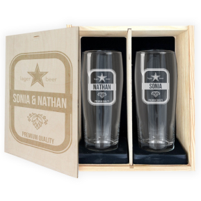 Sett med 2 ølglass med personlig navn Sett med 2 ølglass med personlig navn