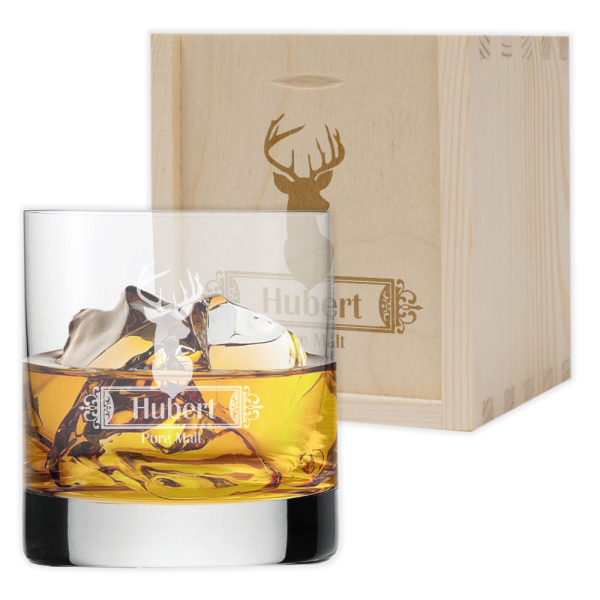 Gravert whiskyglass med hjort Gravert whiskyglass med hjort