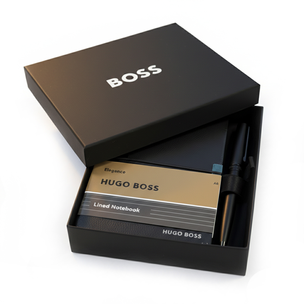 Gavesett fra Hugo Boss med notatbok og kulepenn Gavesett fra Hugo Boss med notatbok og kulepenn