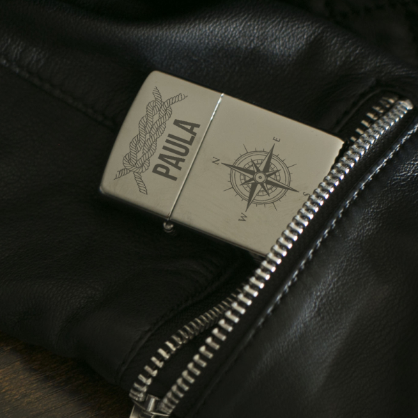 Star&reg; Havverden inngravert Lighter